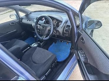 Транспорт: Honda Fit: 2003 г., Вариатор, Бензин, Хэтчбэк — 4