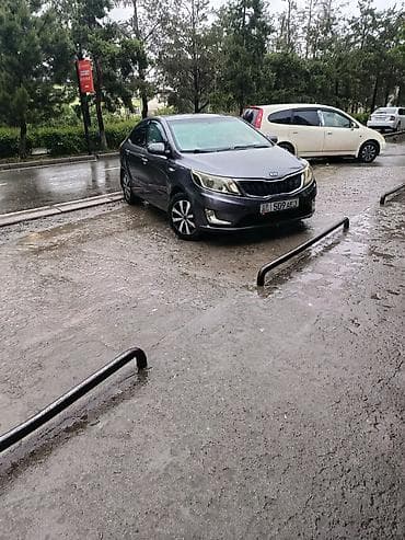 honda mobilo: Kia Rio: 2011 г., 1.4 л, Механика, Бензин, Седан — 1