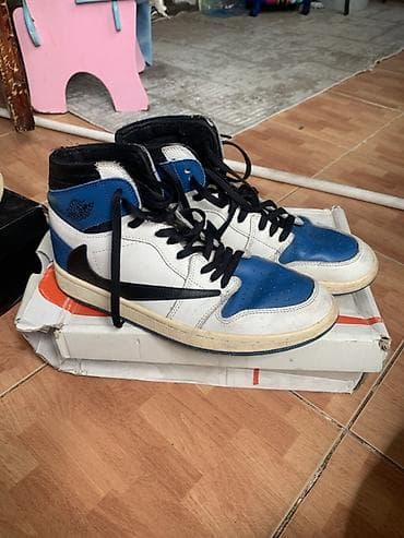 nike vintage: Высокие кроссовки в стиле с классической шнуровкой. Характеристики: - — 5