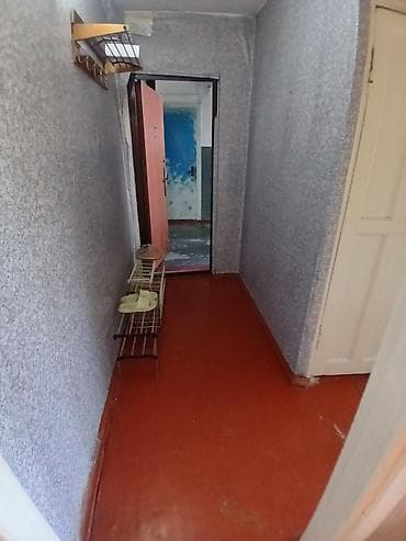 Продажа квартир: 2 комнаты, 50 м², Манас-Ата мкр., 103 серия, 3 этаж, Старый ремонт — 4