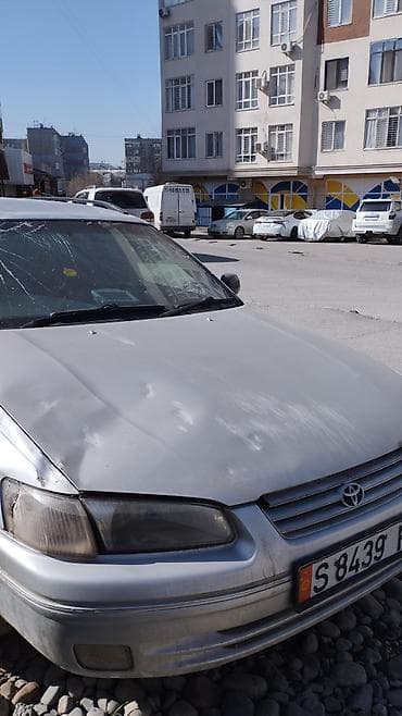 golf variant: Продаётся универсал серебристого цвета (5 дверей). Основные — 6