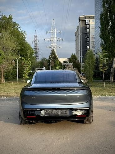 автомобиль тесла: Zeekr 007: 0.1 л | 2024 г. Седан — 4