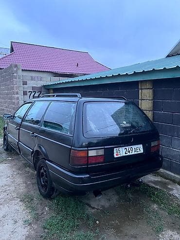 j 05: Volkswagen Passat: 1989 г., 1.8 л, Механика, Бензин, Универсал — 2