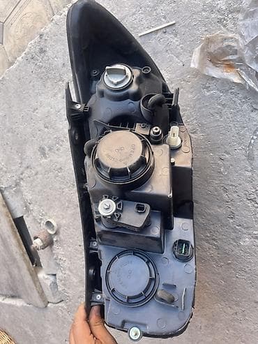 фара santa fe: Передняя левая фара Hyundai — 1