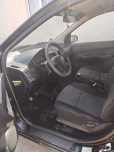 infinity qx56: Hyundai Getz: 2005 г., 1.5 л, Механика, Бензин, Хэтчбэк — 3