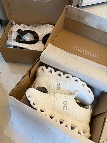кросовки ош: On Cloud новые В премиум качестве 4200 44( маломерят на 43 — 3