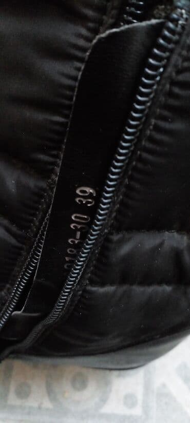 сапоги из натурального меха и кожи: Сапоги, очень теплые, почти новые, надеты 1раз. 39-размер. Материал — 4