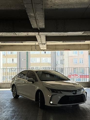 Продажа авто: Toyota Corolla: 2022 г., 1.8 л, Вариатор, Гибрид, Седан — 3