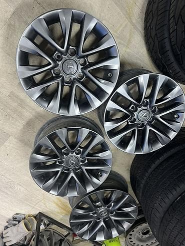 Диски: Литые Диски R 18 Lexus, Комплект, отверстий - 5, Б/у — 2