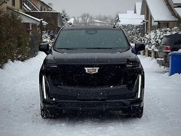 будка авто: Cadillac Escalade: 2022 г., 6.2 л, Автомат, Бензин, Внедорожник — 1