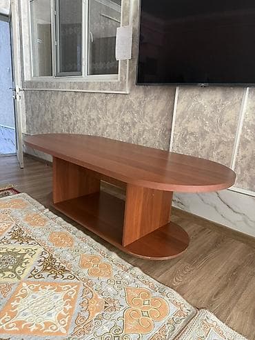 продаю мягкий мебель: Журнальный стол овальной формы - Материал: ЛДСП с текстурой под — 2