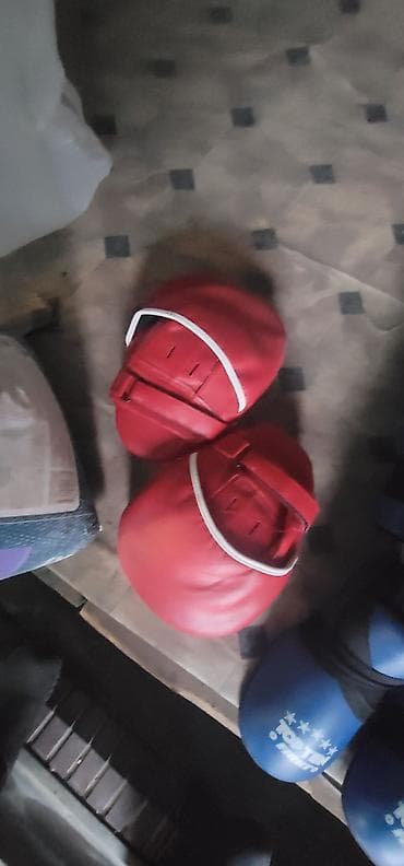 Велоаксессуары: Боксерская груша 2000, таеквандо шлем перчатки футы 1 комплект 2000 — 2