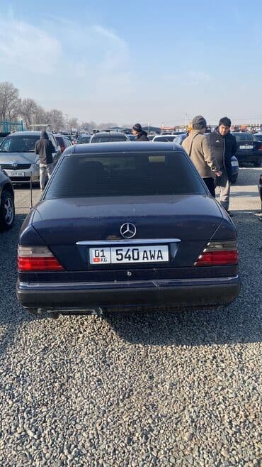 шины на делику: Mercedes-Benz E-Class: 1995 г., 2 л, Механика, Бензиновая, Седан — 4