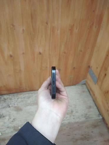 iphone 11 peo: IPhone 16 Pro, Б/у, 128 ГБ, Black Titanium, Защитное стекло, Чехол, 85 % — 4