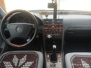 м 20: Mercedes-Benz 220: 1999 г., 1.8 л, Механика, Газ, Седан — 4