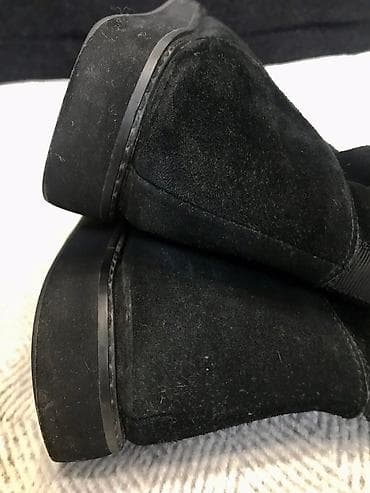 Сапоги: Зимние очень качественные фирменные тёплые сапоги. В отличном — 5