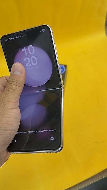 honor x6c: Samsung Galaxy Z Flip 5, Б/у, 256 ГБ, 1 SIM, eSIM — 6
