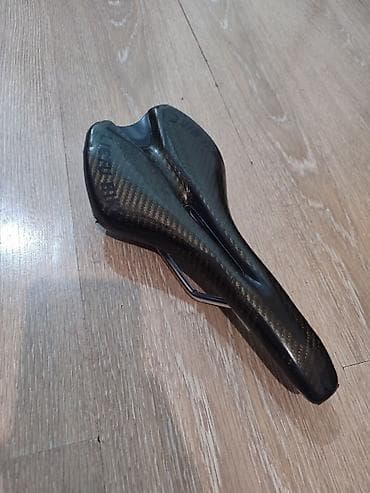 покрышка для велосипеда: Велокомплект запчастей: 1) Задний переключатель Shimano Cues — тип — 2