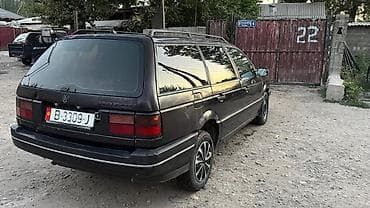 Транспорт: Volkswagen Passat: 1992 г., 1.8 л, Механика, Бензин, Универсал — 4