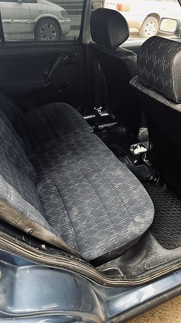 гетз 2: Volkswagen Golf: 1992 г., 1.4 л, Ручные, Бензин, Хэтчбэк — 6