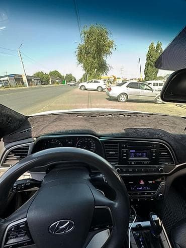 lada 2106: Hyundai Elantra: 2019 г., 1.6 л, Автомат, Бензин, Седан — 5