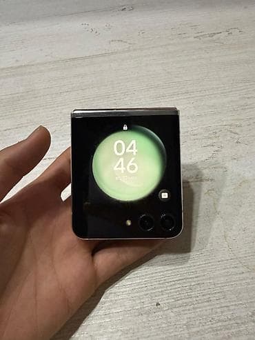samsung flip 1: Samsung Galaxy Z Flip 5, Б/у, 256 ГБ, цвет - Зеленый — 3
