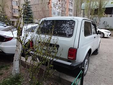 ВАЗ (ЛАДА) 4x4 Нива: 2012 г., Внедорожник