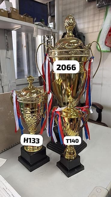 coller master: Кубки наградные с лентами (золото, на подставке) - Модели/размеры на — 1