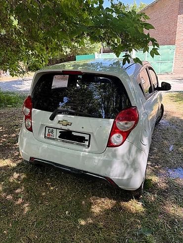 Chevrolet Spark: 2014 г., 0.9 л, Автомат, Бензин, Хэтчбэк — 4