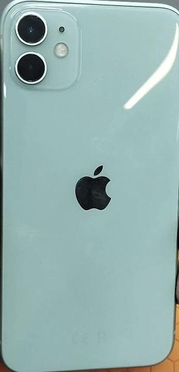 mercedes e500: IPhone 11, Б/у, 128 ГБ, Зеленый, Зарядное устройство, Защитное стекло, 96 % — 1