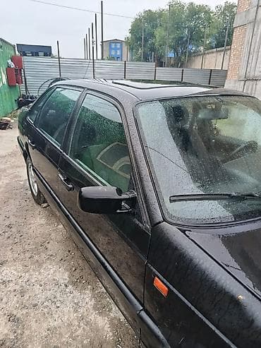 1991: Volkswagen Passat: 1991 г., Механика, Седан — 10