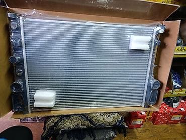 радиаторы охлаждения: Радиатор охлаждения двигателя для легкового автомобиля. - Мерседес — 1