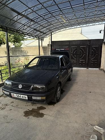 step rf3: Volkswagen Vento: 1995 г., 1.8 л, Механика, Бензин, Седан — 2