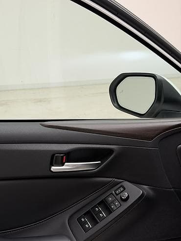 авалон: Toyota Avalon: 2018 г., Гибрид, Седан — 9