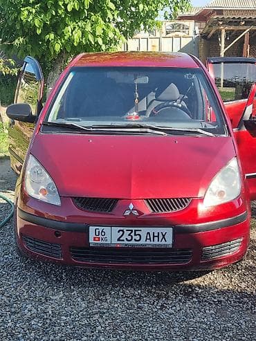 Mitsubishi Colt: 2008 г., 1.3 л, Механика, Бензин, Хэтчбэк