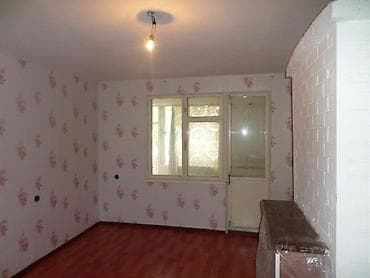 кварт: 3 комнаты, 80 м², 106 серия, 1 этаж, Косметический ремонт — 3