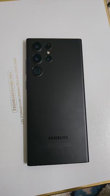 видеорегистратор на авто: Samsung Galaxy S22 Ultra, Б/у, 256 ГБ, цвет - Черный, 2 SIM — 4
