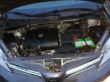 Toyota Sienna: 2019 г., 3.5 л, Автомат, Бензин, Минивэн — 2