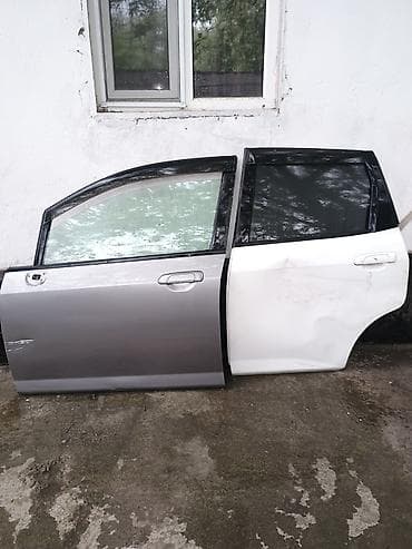 Дверь Комплект Honda