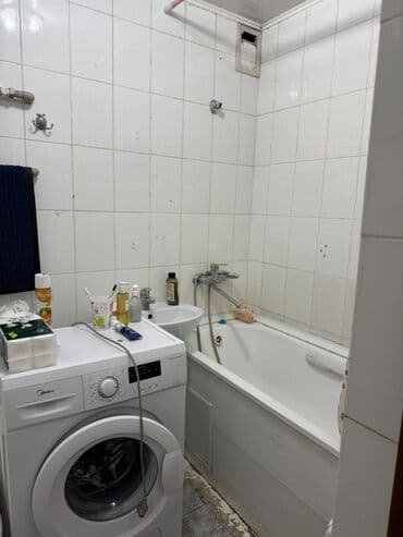 сдаю квартиру азия мол: 2 комнаты, 45 м², Индивидуалка, 1 этаж — 4