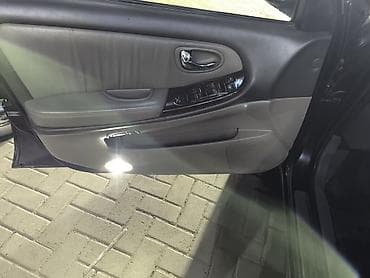 органическое стекло: Nissan Primera: 2000 г., 2 л, Седан — 8
