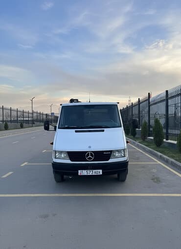 мерседес дубл кабина: Манипулятор, Mercedes-Benz — 1