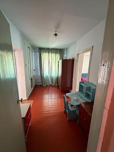кыймылсыз мүлк: Продаётся жилой дом с участком. - Планировка: прихожая/коридор — 8
