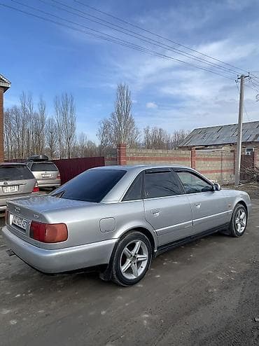 lexus 570 2013: Audi S4: 1995 г., 2.6 л, Механика, Бензин, Седан — 6