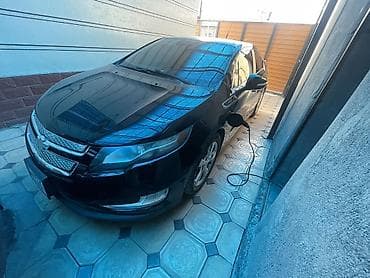 Продажа авто: Chevrolet Volt: 2013 г., 1.5 л, Автомат, Гибрид, Хэтчбэк — 3