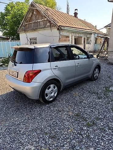 Toyota Ist: 2002 г., 1.5 л, Автомат, Бензин, Хэтчбэк — 2