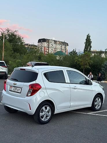 спарк 2016: Chevrolet Spark: 2021 г., 1 л, Автомат, Бензин, Хэтчбэк — 3