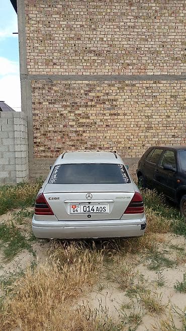 Mercedes-Benz C-Class: 1994 г., Седан — 6