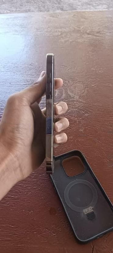 Техника и электроника: IPhone 14 Pro, Б/у, 256 ГБ, Deep Purple, Чехол, 100 % — 5