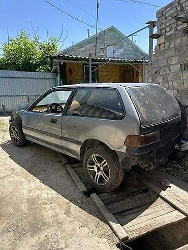 100: Комплект: кузов и детали для хэтчбека Honda Civic 3‑дверного (около — 3